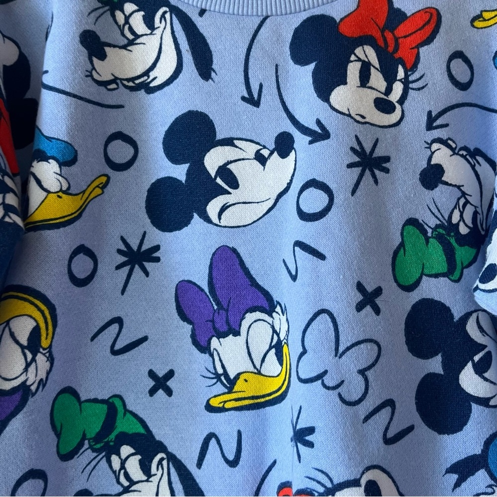 Disney Mickey & Friends Blue Sweatshirt Kids 5 Minnie Daisy Donald Goofy - Picture 2 of 8